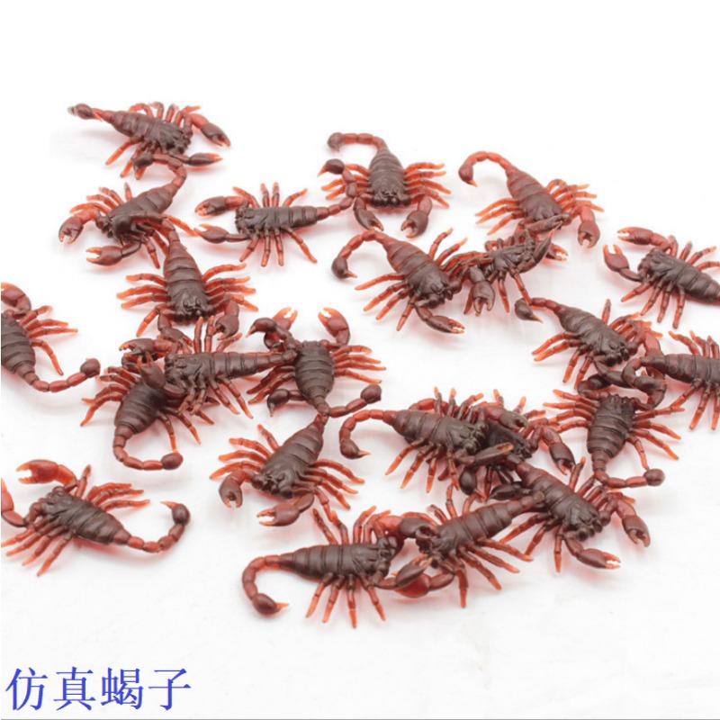 50/100個入り ハロウィン小物 プラスチックゴキブリ ジ - Prank Toys のレビューと価格