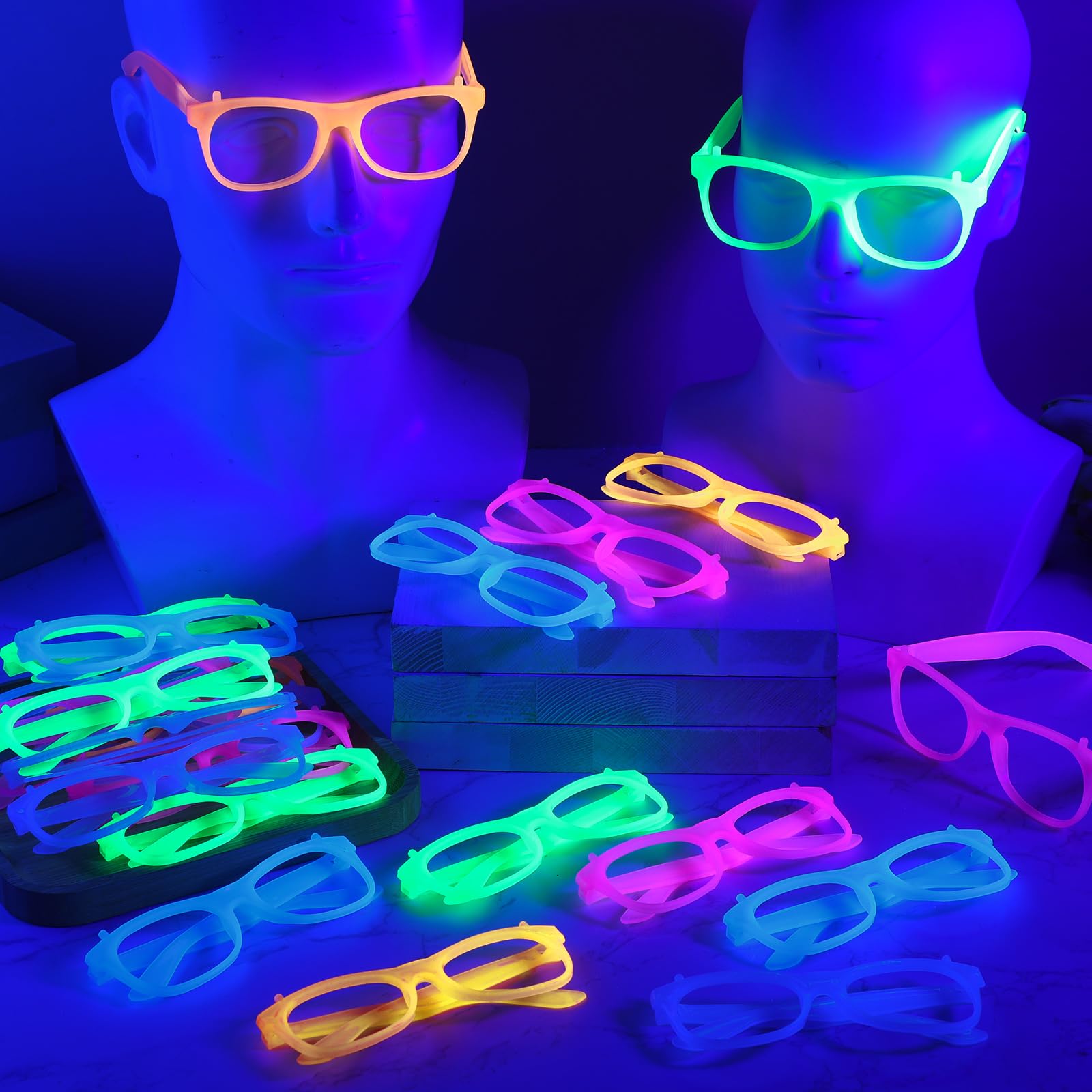 2/12個入り 暗闇で光るネオングラス レンズなし 発光グラ - Glow In The Dark Party Glasses のレビューと価格